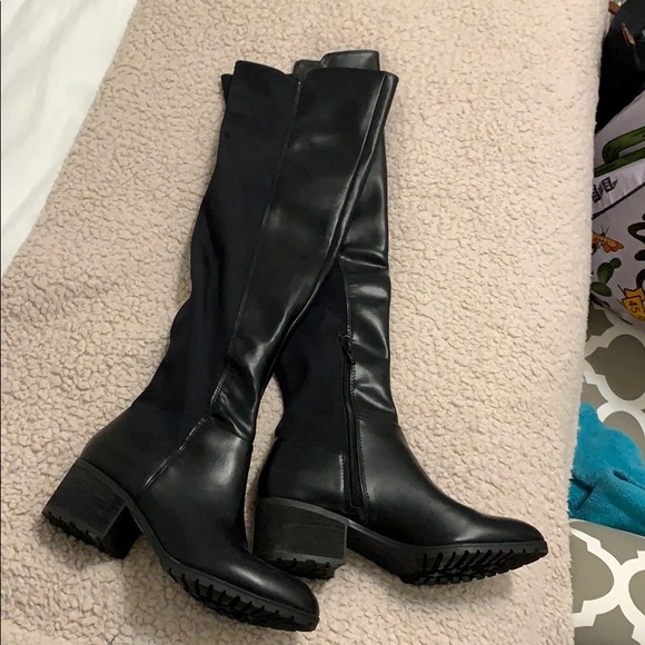 Black over the knee boots - Picture 1 of 3